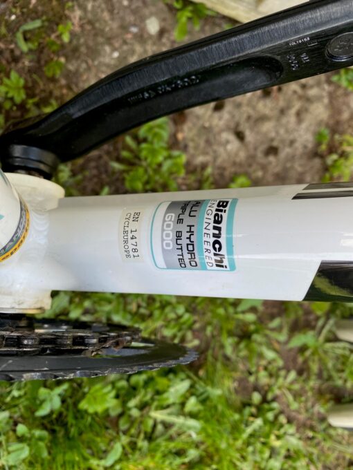 Kasutatud maanteeratas Bianchi - Image 3